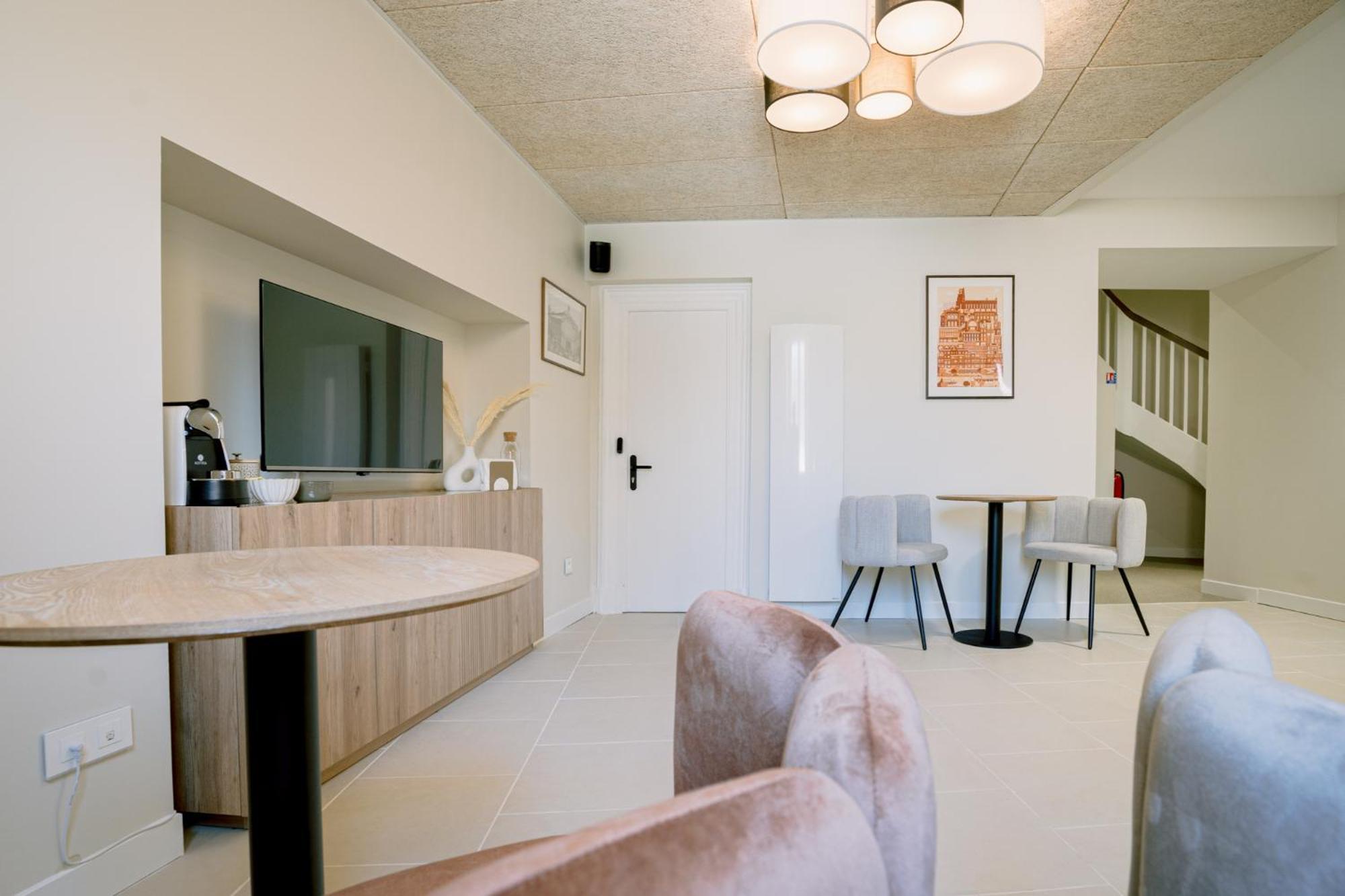 Les Suites De La Cathedrale Albi Exteriör bild